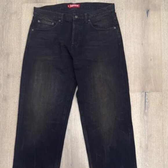 Supreme Dark Wash Relaxed Men's Jeans - Picture 1 of 6